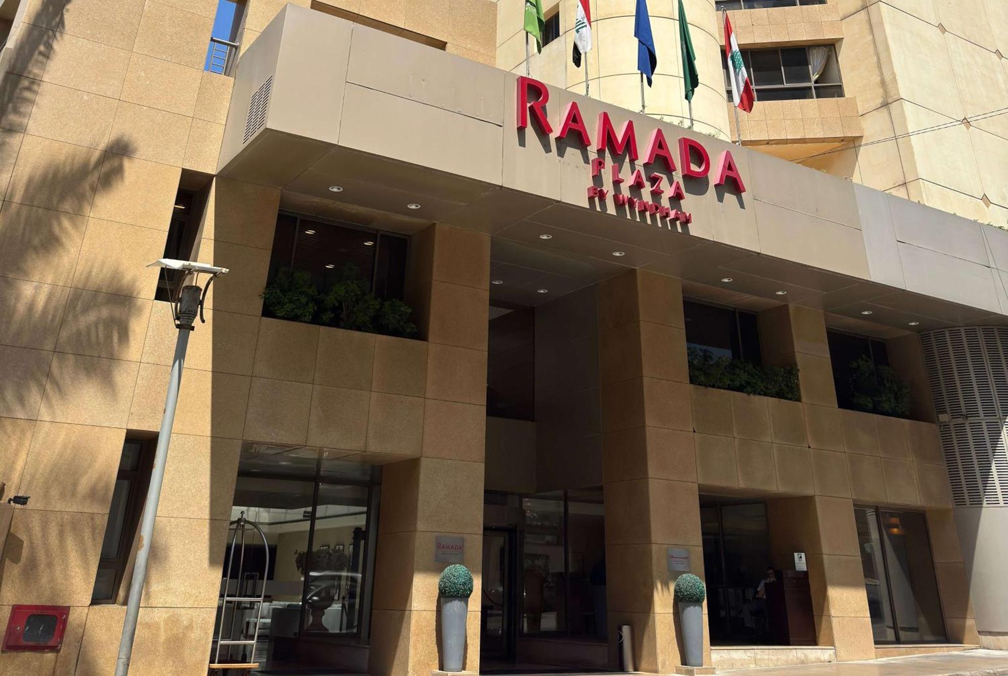 Ramada Plaza By Wyndham Beirut Raouche Ξενοδοχείο Εξωτερικό φωτογραφία