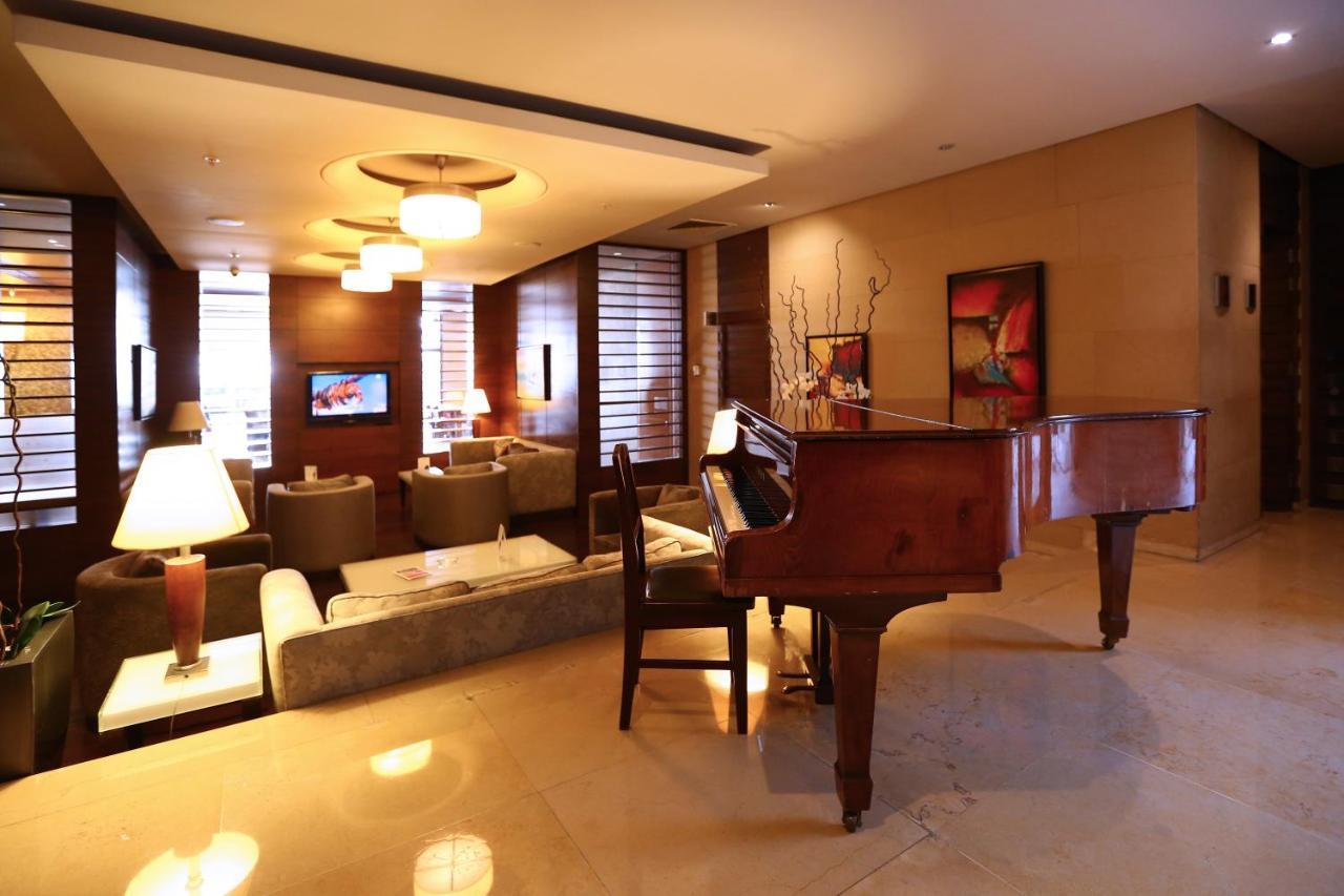Ramada Plaza By Wyndham Beirut Raouche Ξενοδοχείο Εξωτερικό φωτογραφία